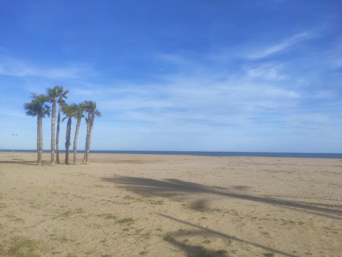 Beach & Pool Sant Salvador - 150M From Sea Coma-ruga Bagian luar foto
